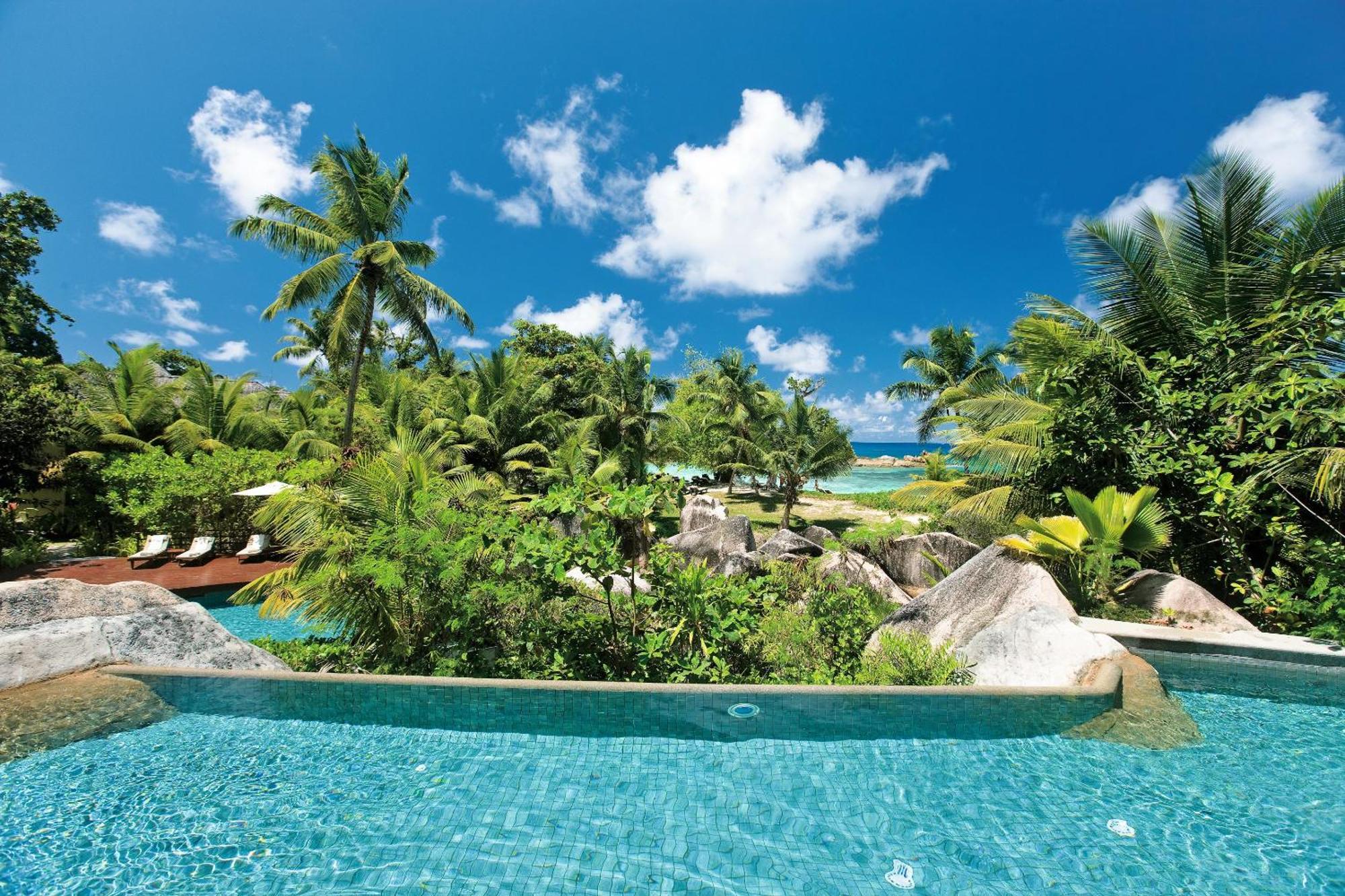 Constance Lemuria Grand Anse  Exterior photo View of the resort