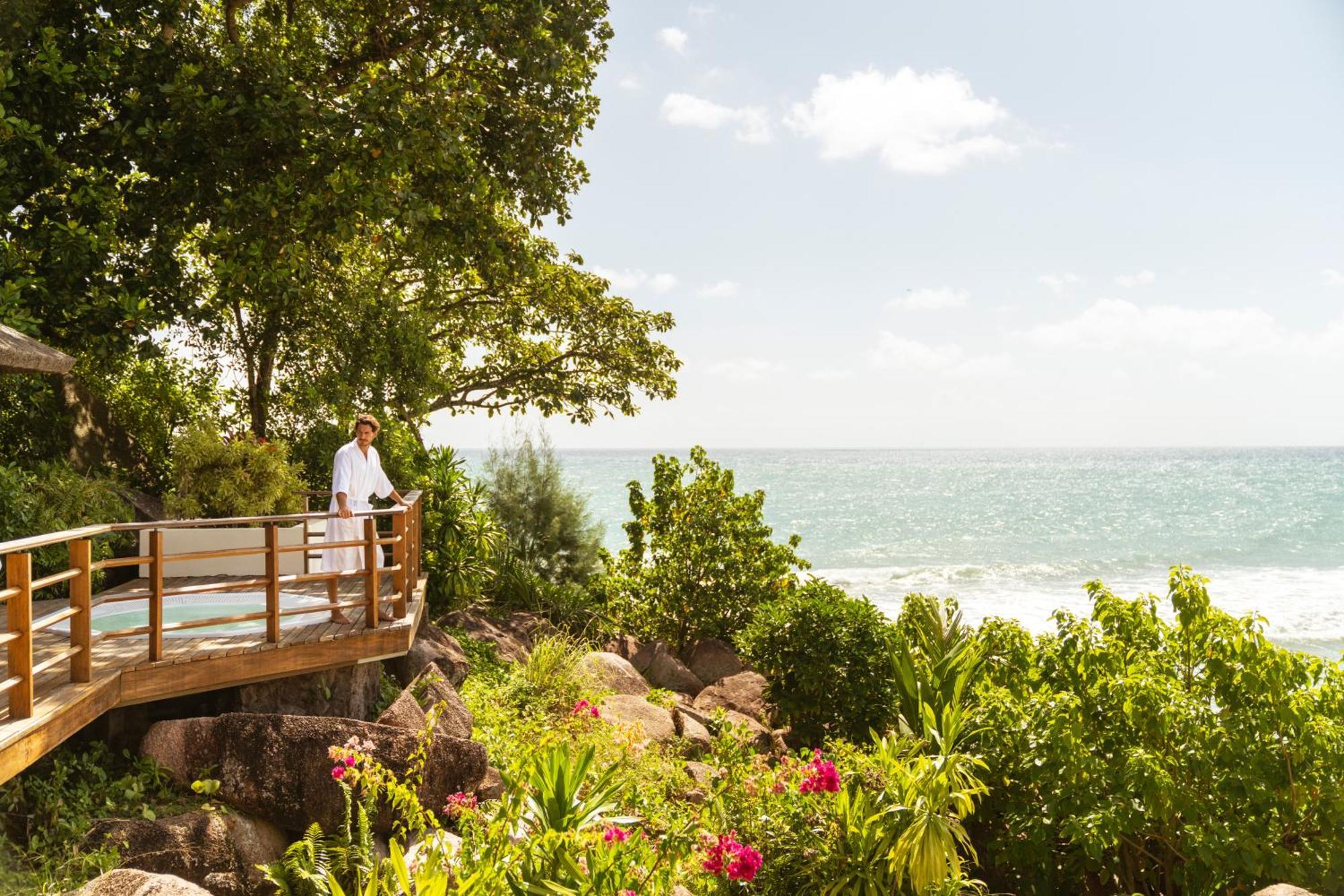 Constance Lemuria Grand Anse  Exterior photo View of the Indian Ocean from the resort