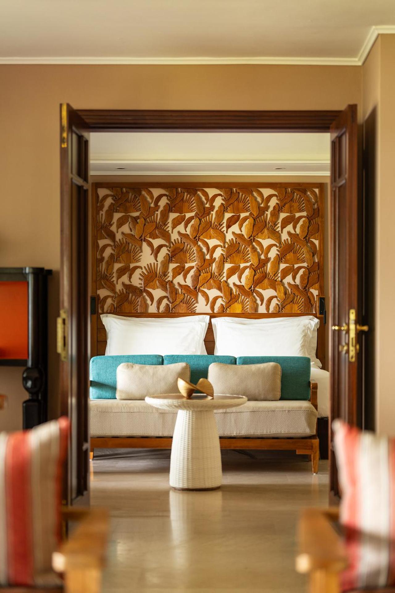 Constance Lemuria Grand Anse  Exterior photo A bedroom at the resort