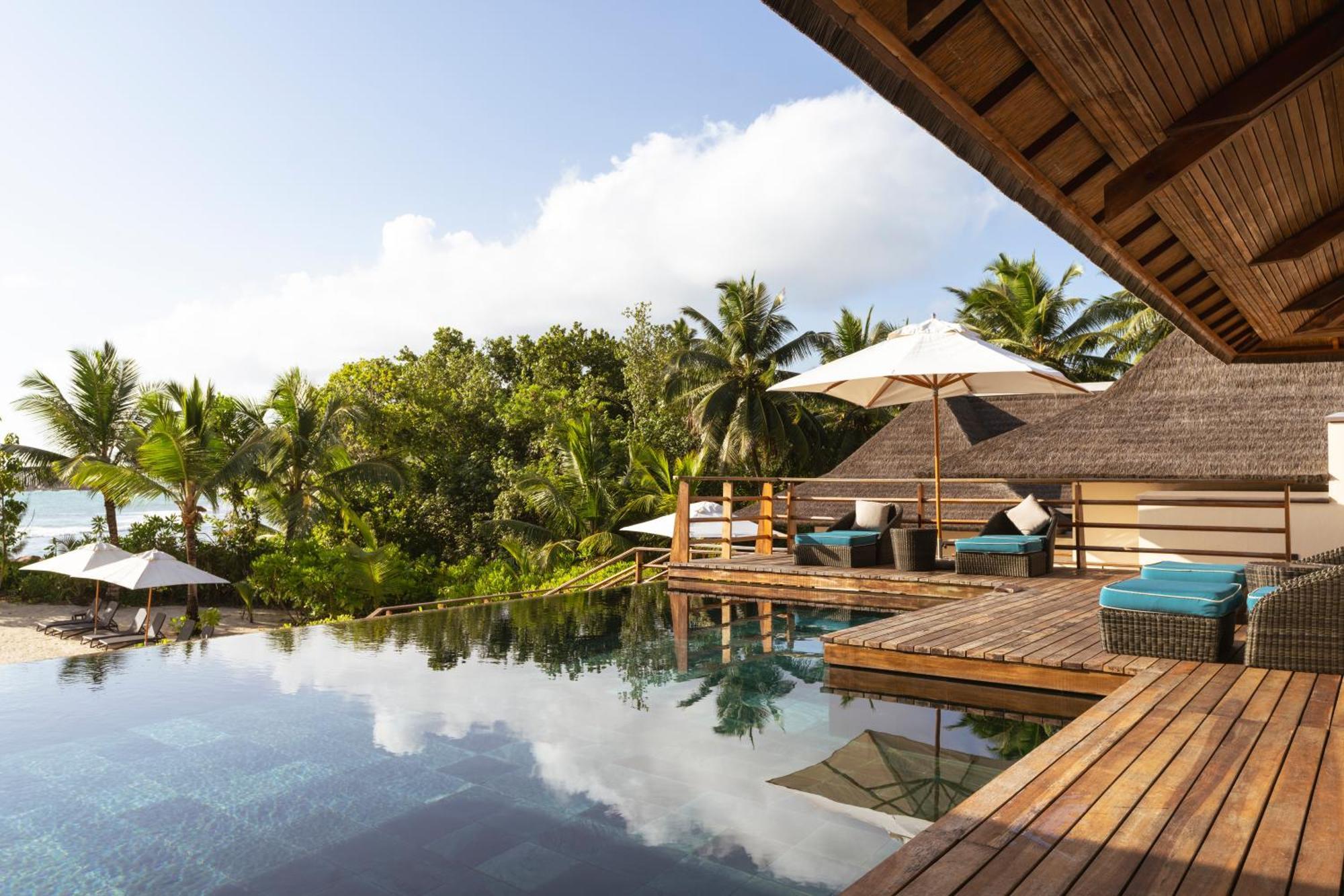 Constance Lemuria Grand Anse  Exterior photo The swimming pool at the resort