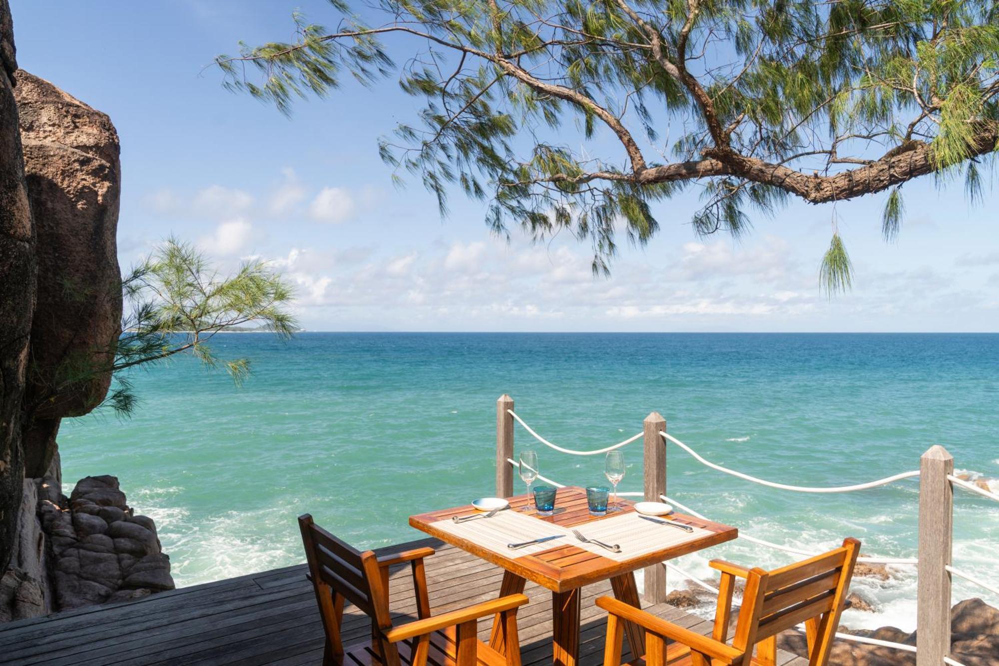 Constance Lemuria Grand Anse  Exterior photo View from the restaurant