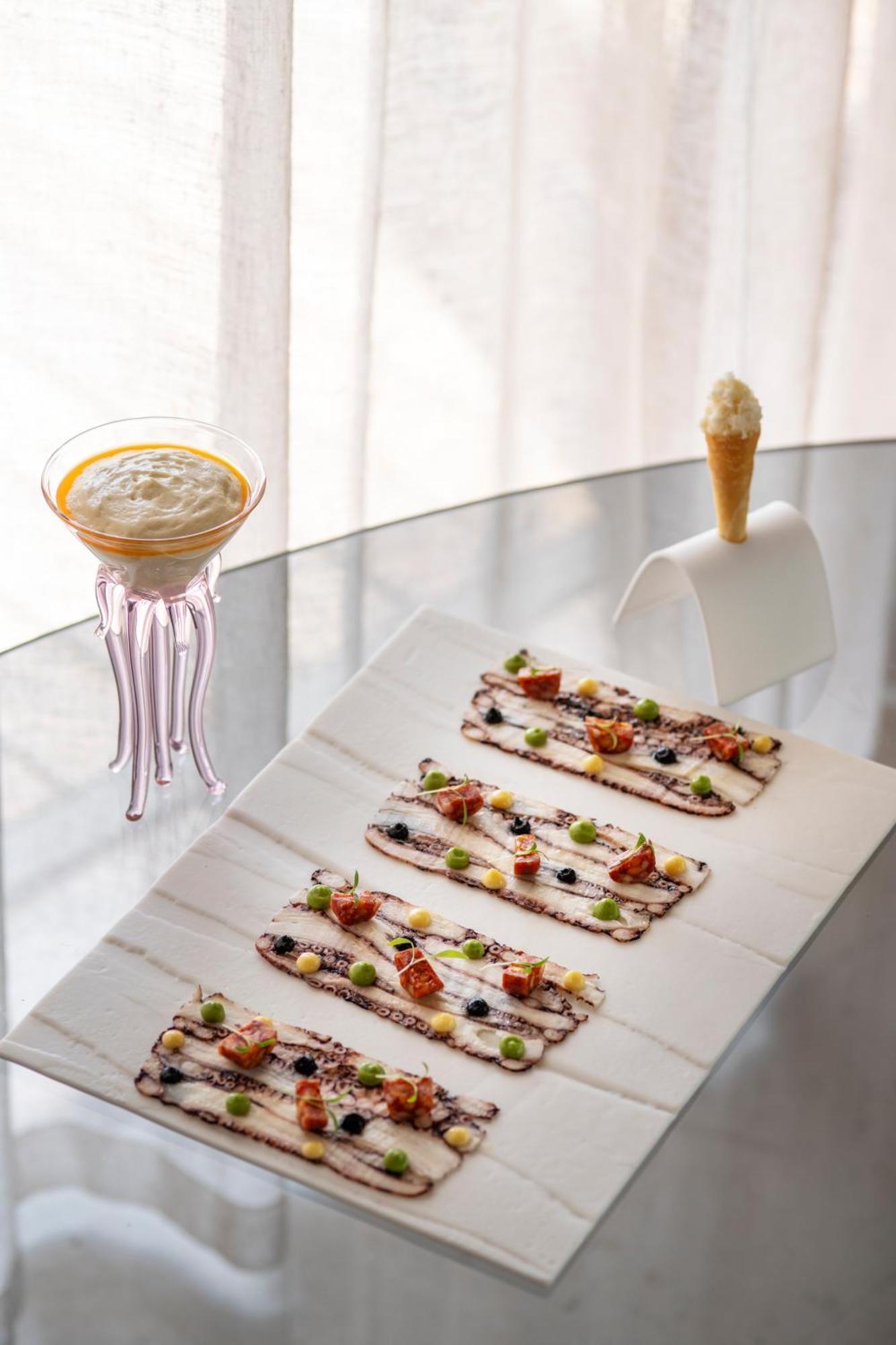 Constance Lemuria Grand Anse  Exterior photo A dessert